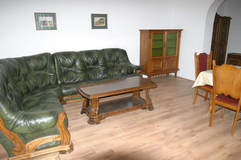 Villa Teleki Rum bild