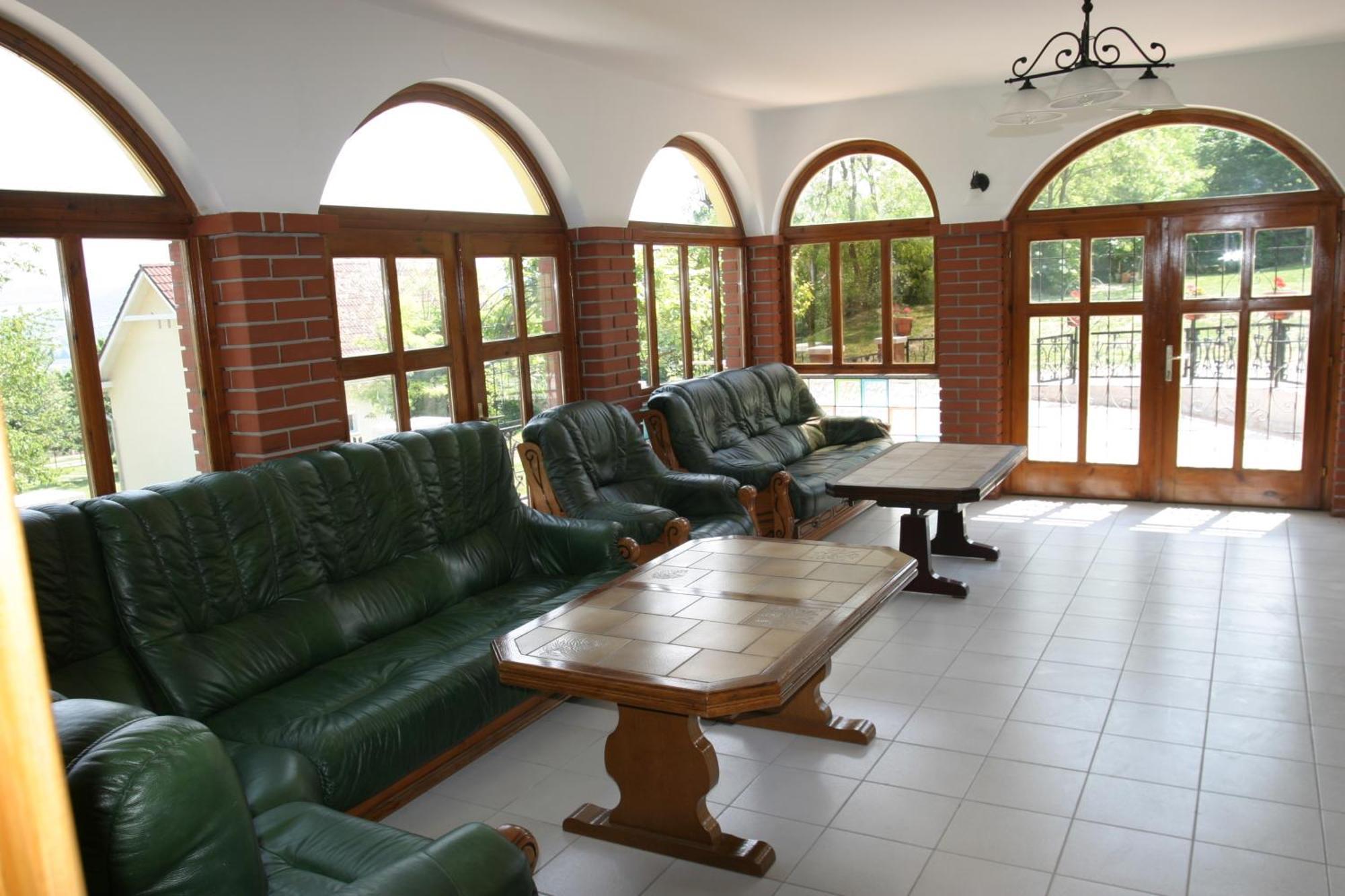 Villa Teleki Exteriör bild