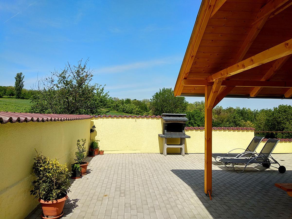Villa Teleki Exteriör bild