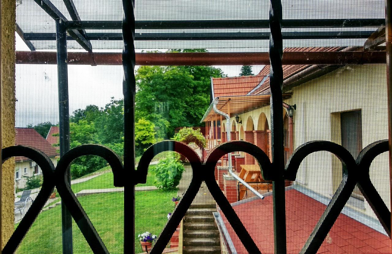 Villa Teleki Exteriör bild