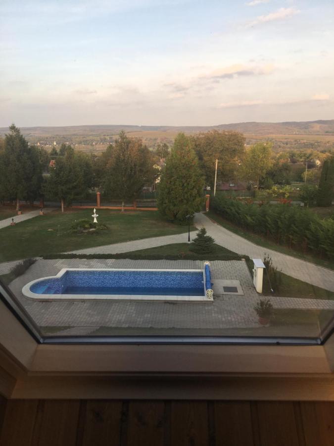 Villa Teleki Exteriör bild